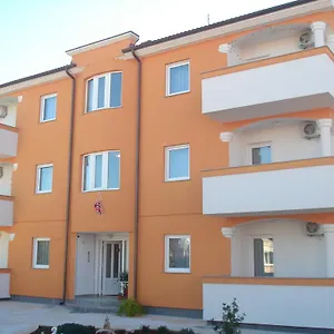 https://apartments-buzleta-ii.pula-hotels.org
